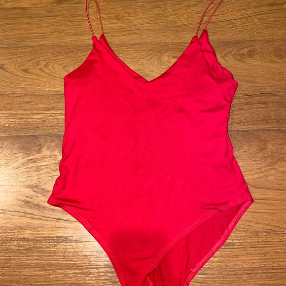 Red bodysuit - Picture 2 of 2